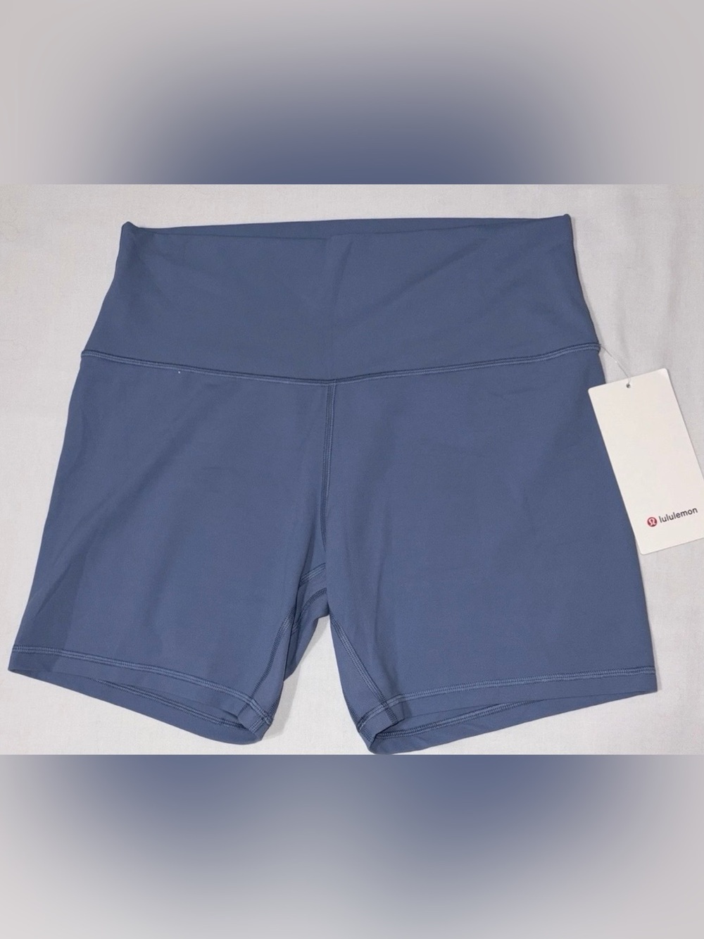 NWT LULULEMON SIZE 12 ALIGN HIGH RISE 6” SHORT AUTHENTIC WASHED DENIM RETAIL $64